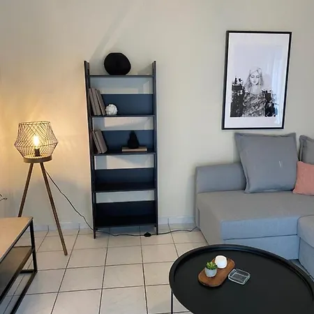 White Elephant First Floor Apartment Wolos Zewnętrze zdjęcie