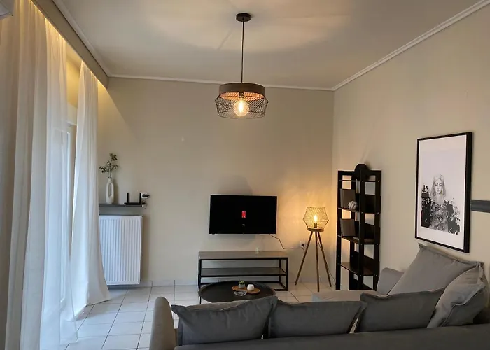 White Elephant First Floor Apartment