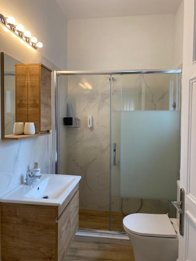 Apartment White Elephant First Floor Volos